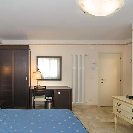 B&B Da Pio 3* Pietrasanta