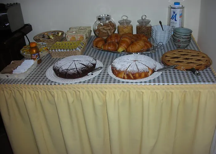 Da Pio Oda ve Kahvaltı Pietrasanta