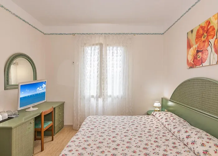 לינה וארוחת בוקר Da Pio פיאטרה סנטה